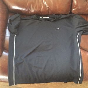 Nike Men’s Shirt